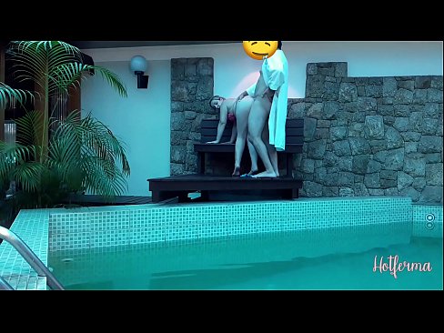 ❤️ Boss invitéiert Déngschtmeedchen an de Pool, mee konnt net engem waarm widderstoen ❌ Super Sex op lb.yh9n.top ❤